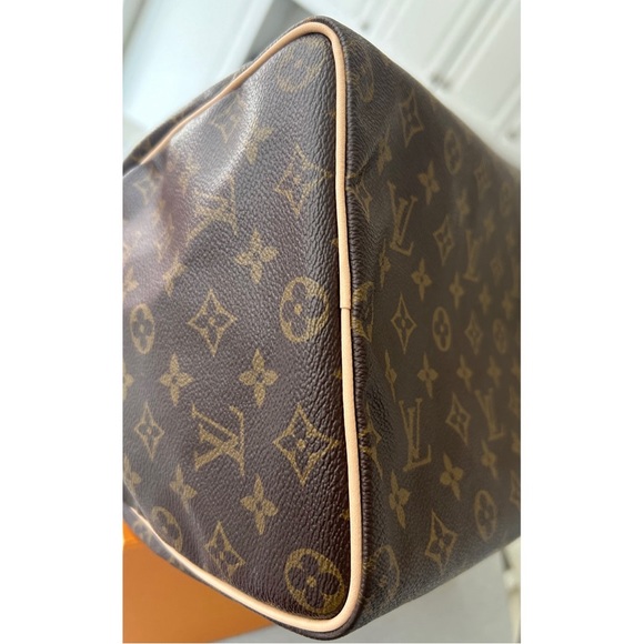 LOUIS VUITTON Speedy 40 - Picture 15 of 16
